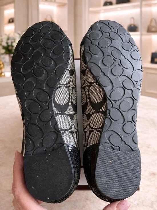 Coach Black/Grey Signature C Canvas & Sequins Ballet Flats Vintage 2009 6.5 EUC - Picture 5 of 12